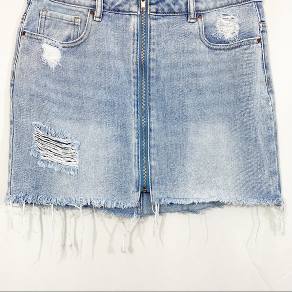 5/$25 Pacsun Distressed Zip Front Denim Jean Skirt - Picture 5 of 10